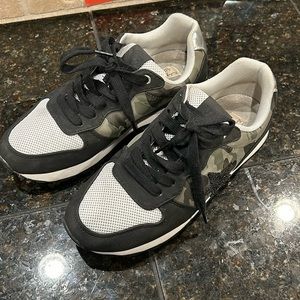 Vintage Havana Alby Black Camo multi Size 8